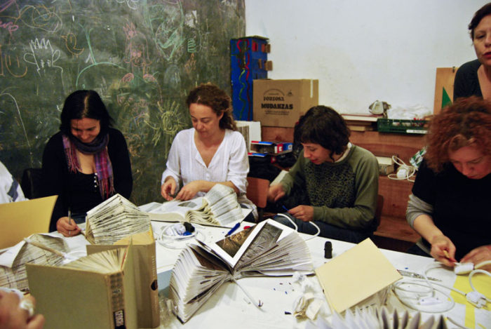 Taller Libros Iluminados en el Ubik-6